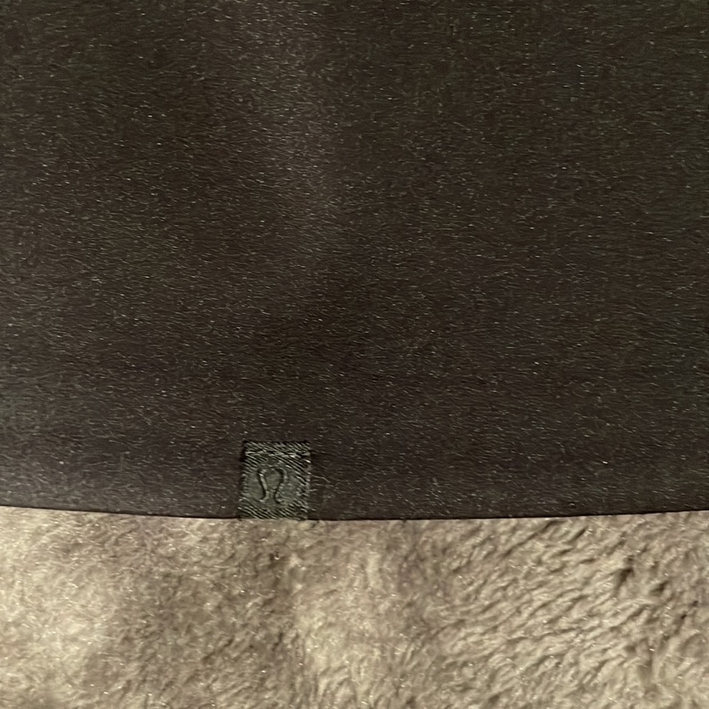 Black lululemon shirt - Picture 3 of 3